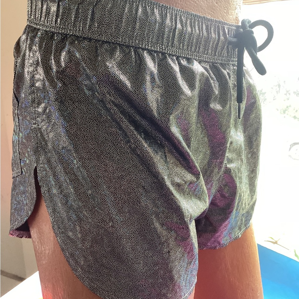 ASOS metallic shorts - Picture 9 of 10